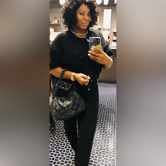 11 - Picture 10 of 12